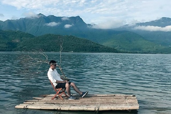 “Tuyệt tình cốc” phiên bản đầm Lập An ở Huế