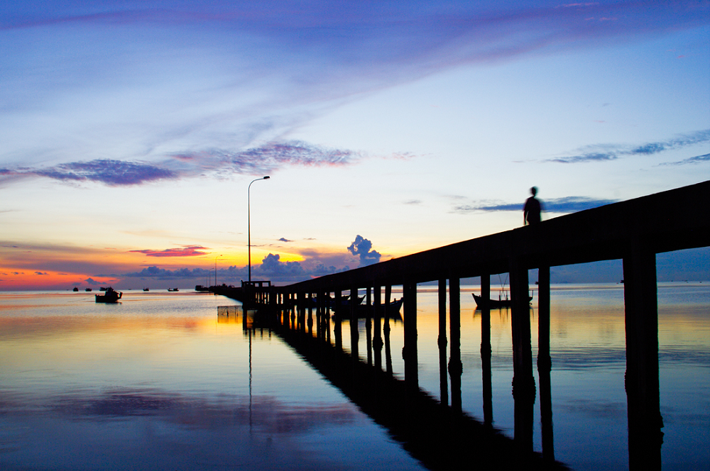 Ho&agrave;ng h&ocirc;n tại l&agrave;ng ch&agrave;i H&agrave;m Hinh