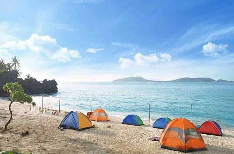 Xe điện là phương tiện di chuyển trên đảo Lý Sơn rất thuận tiện