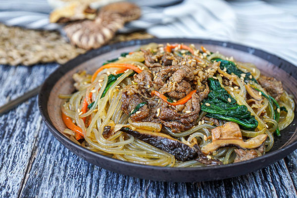 Japchae - Miến trộn Hàn Quốc
