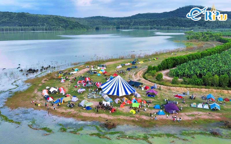 Hồ Dầu Tiếng chỉ c&aacute;ch th&agrave;nh phố Hồ Ch&iacute; Minh từ 1-1,5 tiếng đi xe