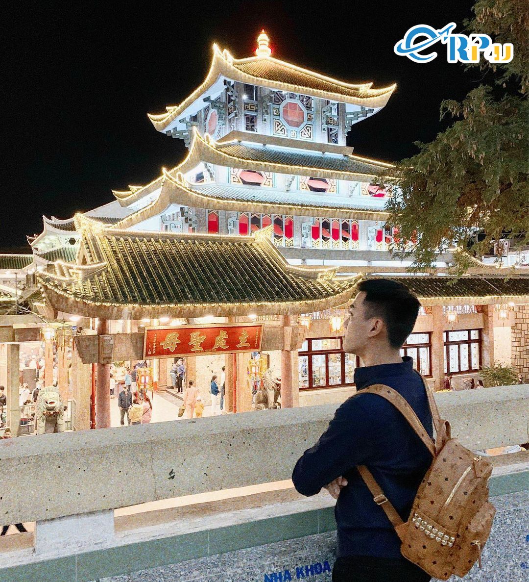 Check In tại Chùa Châu Đốc