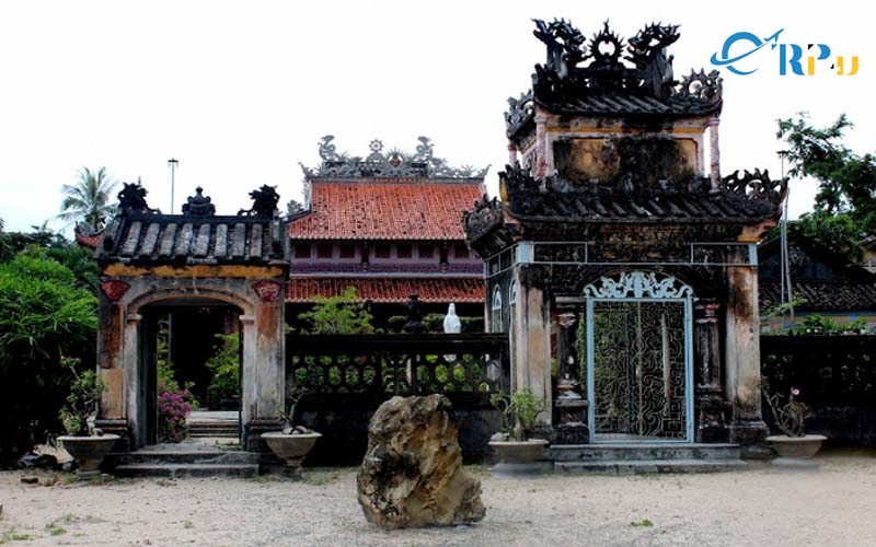 Chùa tọa lạc tại thôn Hiền Lương, xã Vạn Lương, huyện Vạn Ninh, tỉnh Khánh Hoà. Chùa tọa lạc tại thôn Hiền Lương, xã Vạn Lương, huyện Vạn Ninh, tỉnh Khánh Hoà.