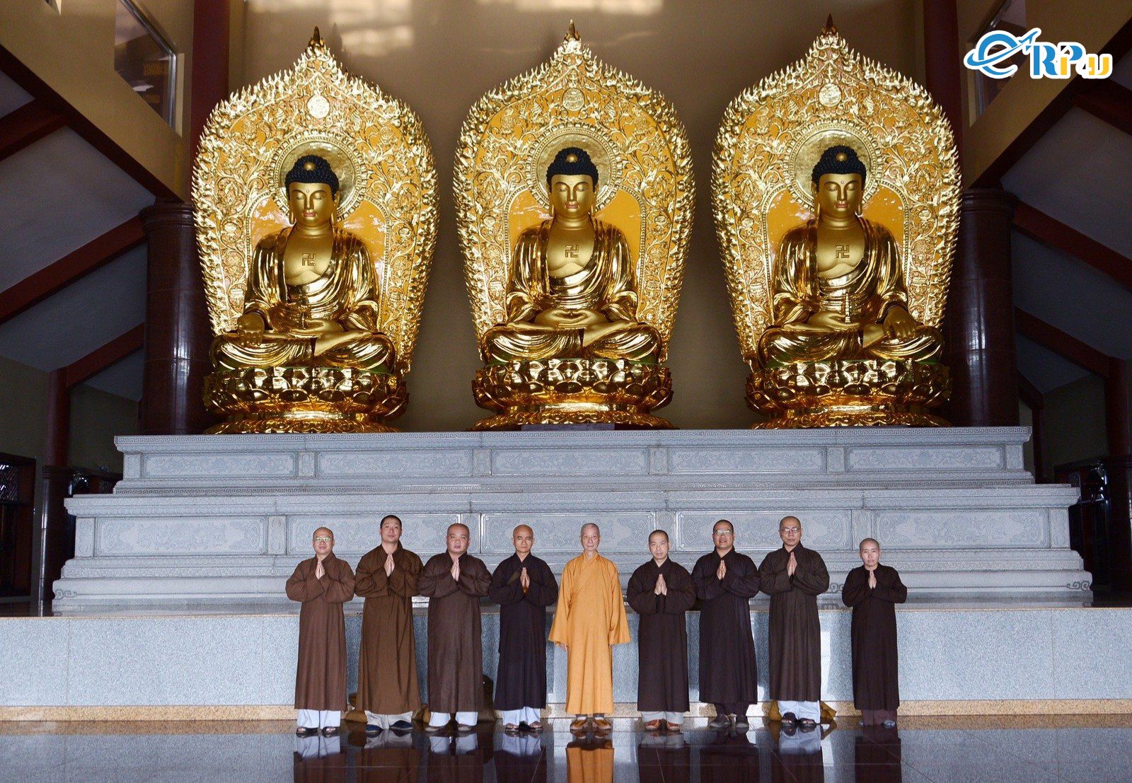 Những lưu ý quan trọng du khách nên biết khi đến chùa tham quan Những lưu ý quan trọng du khách nên biết khi đến chùa tham quan