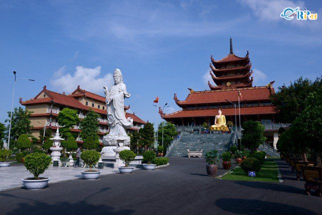 Chùa Liên Hoa với dấu ấn 22 năm không đốt vàng mã Chùa Liên Hoa với dấu ấn 22 năm không đốt vàng mã