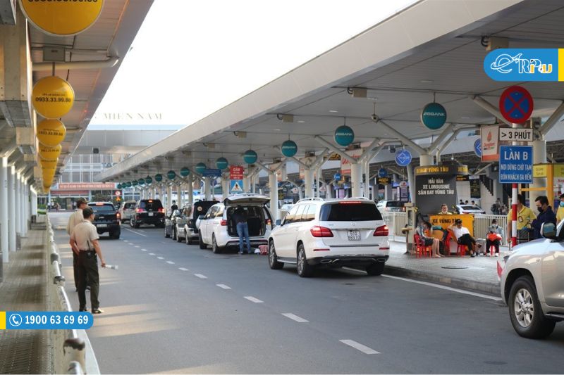 Cách di chuyển từ sân bay quốc tế Tân Sơn Nhất vào thành phố