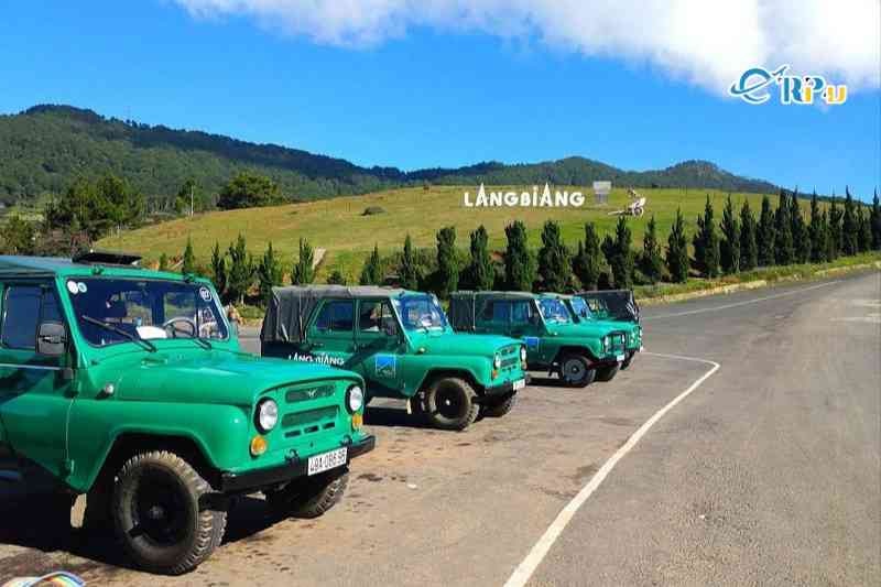 Đi xe Jeep Langbiang