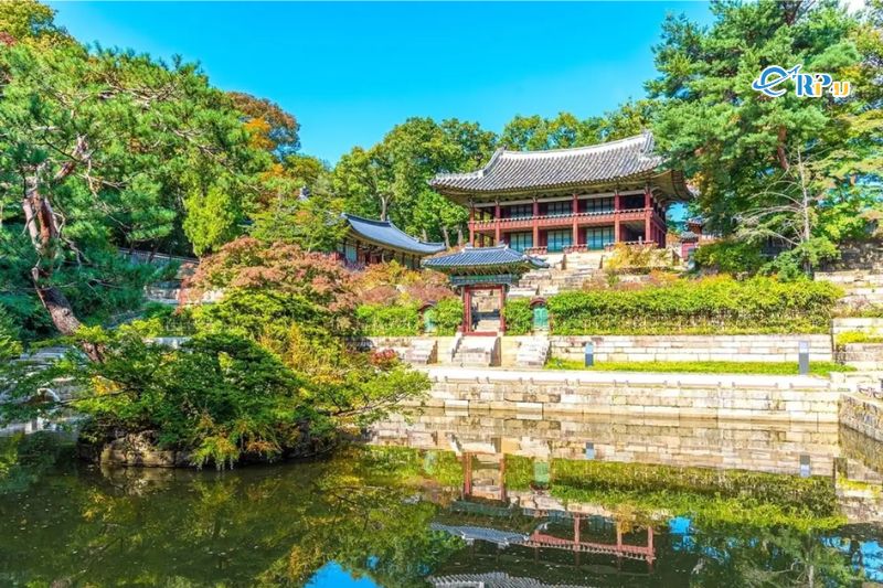 Cung điện Changdeokgung