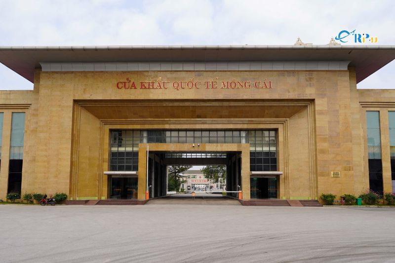 Cửa khẩu Móng Cái