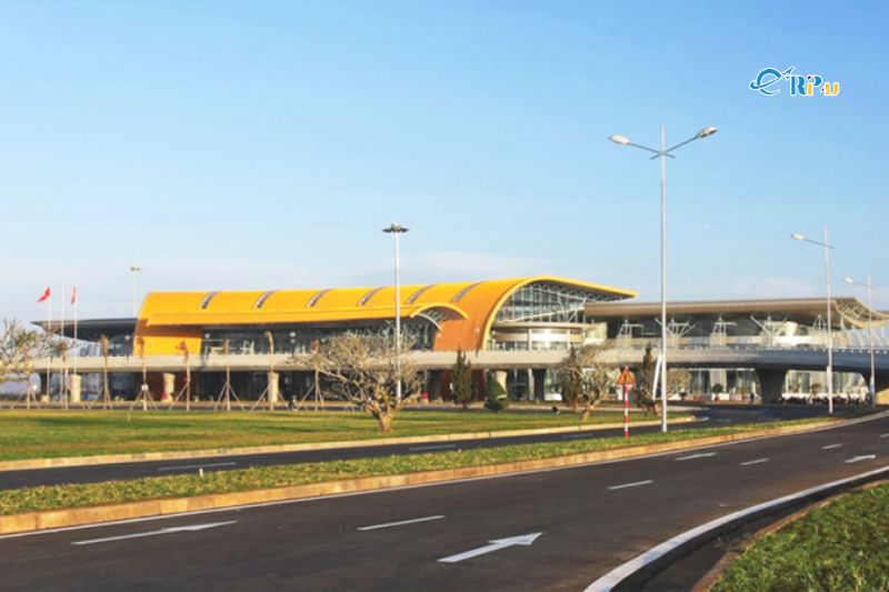 Cách di chuyển từ sân bay Đà Lạt vào trung tâm