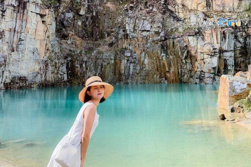 Cách di chuyển đến Tuyệt Tình Cốc