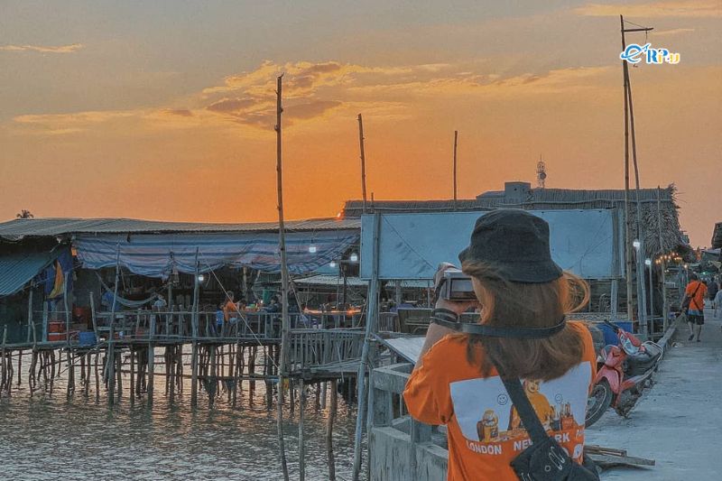 Ngắm bình minh, hoàng hôn trên biển