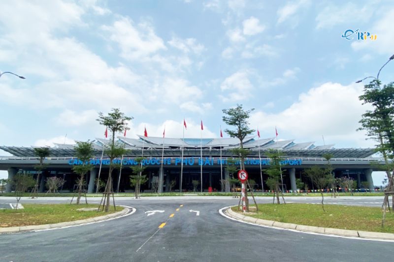 Di chuyển đến sân bay Phú Bài (Huế) bằng cách nào?