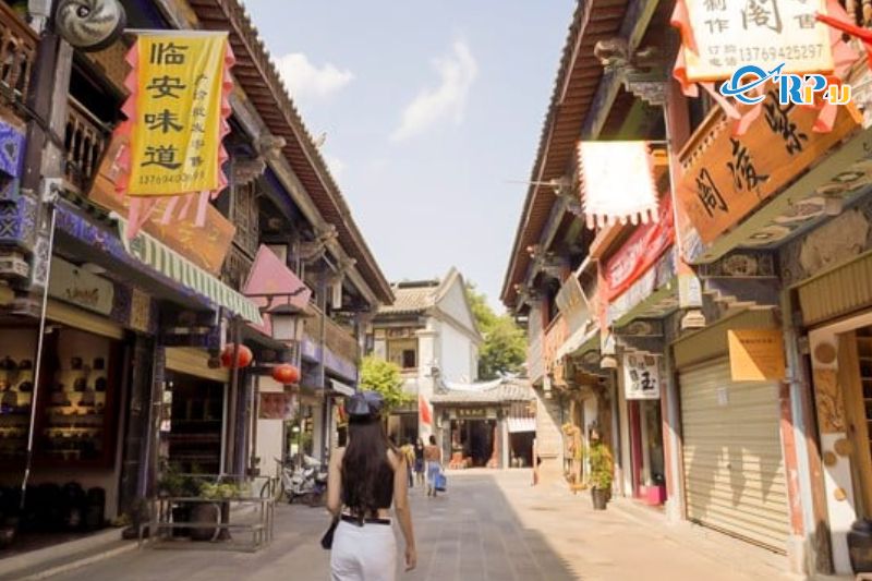 Phố cổ Kiến Thủy