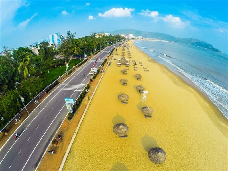Thời điểm bay đến Quy Nhơn vắng và ít người nhất Thời điểm bay đến Quy Nhơn vắng và ít người nhất