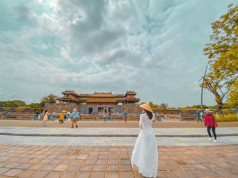 Thời điểm bay đến Huế vắng và ít người nhất