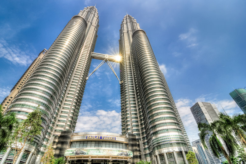 Tháp đôi Petronas - Biểu tượng của đất nước Malaysia