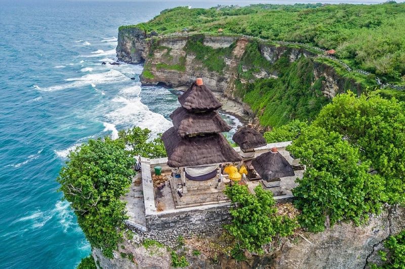 Đền Uluwatu - Gh&eacute; thăm ng&ocirc;i đền mang phong c&aacute;ch truyền thống Hindu