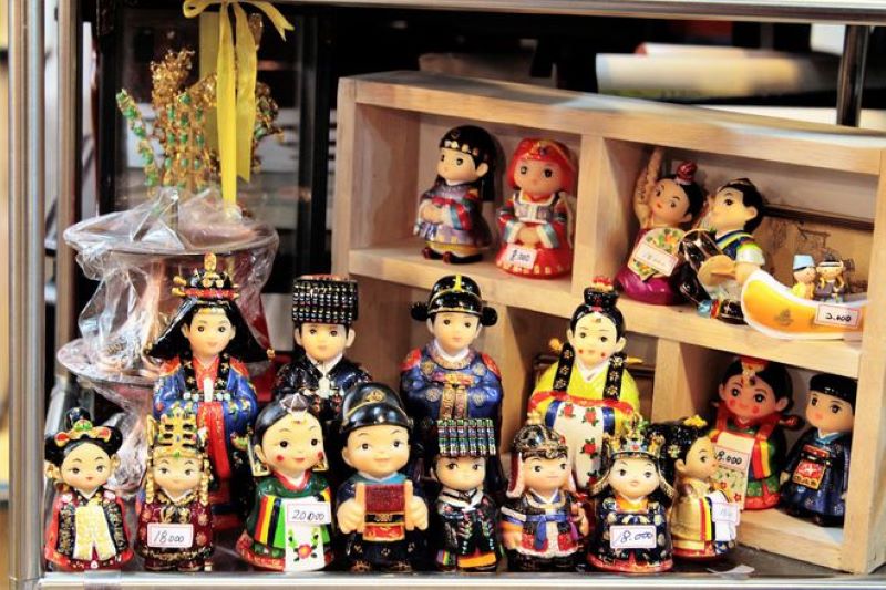 Mua gì về làm quà khi ghé làng cổ Jeonju