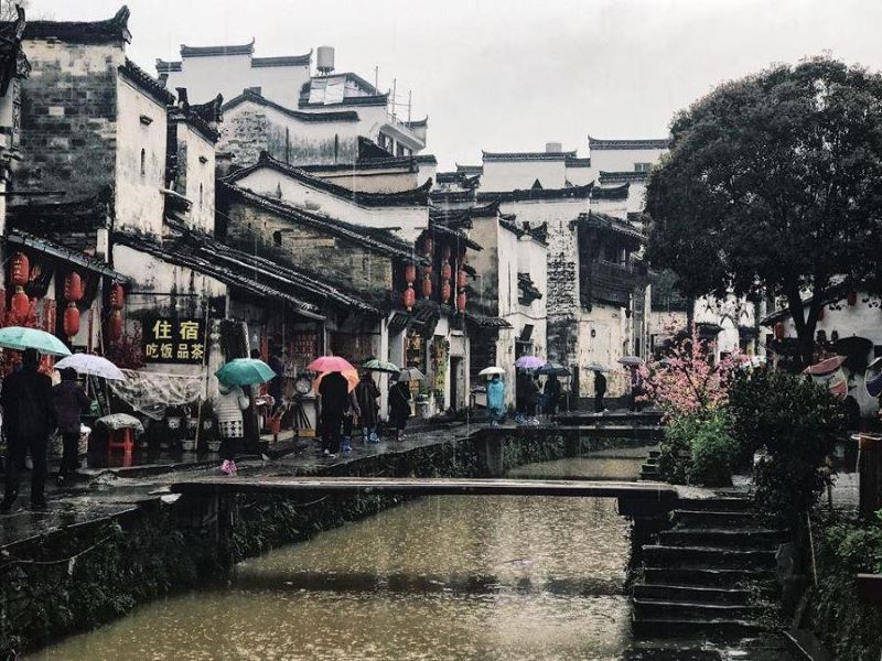 Phương tiện di chuyển khi thăm quan làng cổ Vụ Nguyên