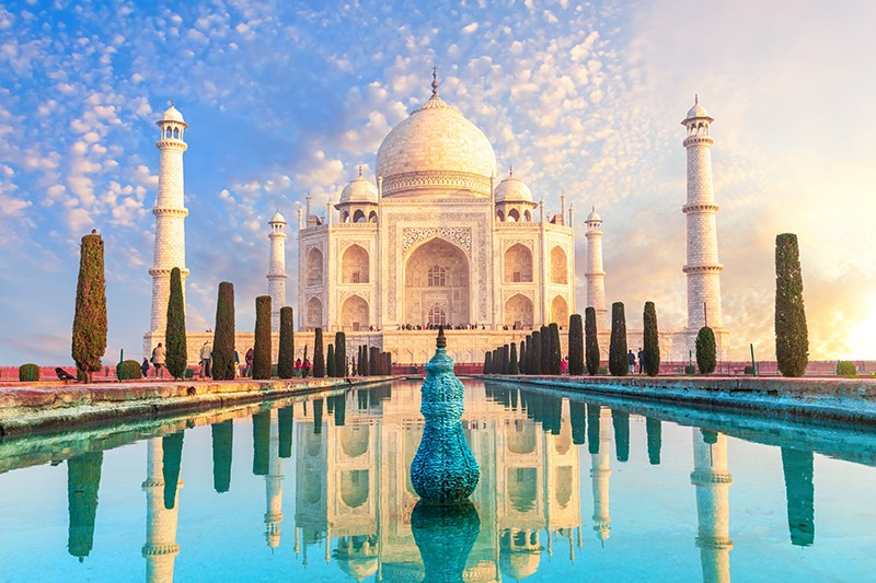 Thăm quan lăng mộ Taj Mahal