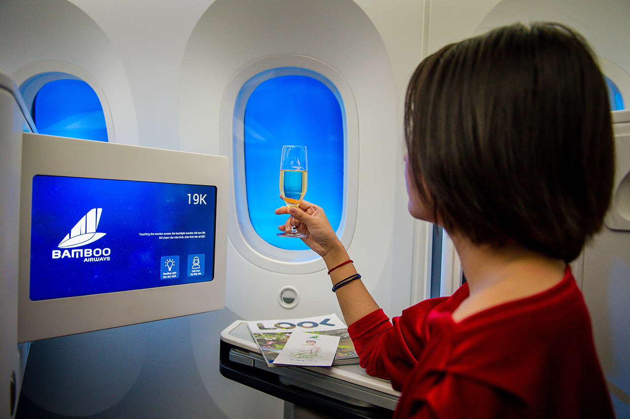 Tip săn vé máy bay Tết 2025 Bamboo giá ưu đãi nhất