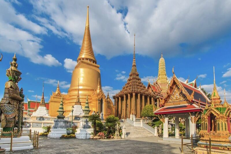 Bangkok, Thái Lan - Thành phố chùa Vàng sôi động
