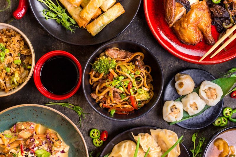 Ăn gì khi đi du lịch Trương Gia Giới - Phượng Hoàng Cổ Trấn?