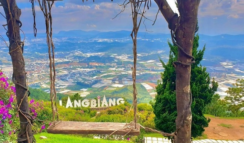 Chinh phục Đỉnh Langbiang