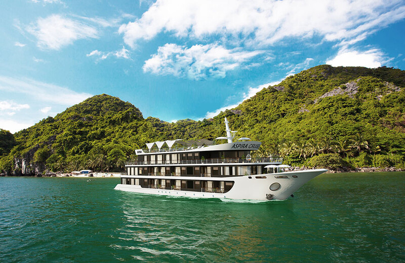 Mùa hè là khoảng thời gian đẹp nhất để khám phá Vịnh Lan Hạ Mùa hè là khoảng thời gian đẹp nhất để khám phá Vịnh Lan Hạ