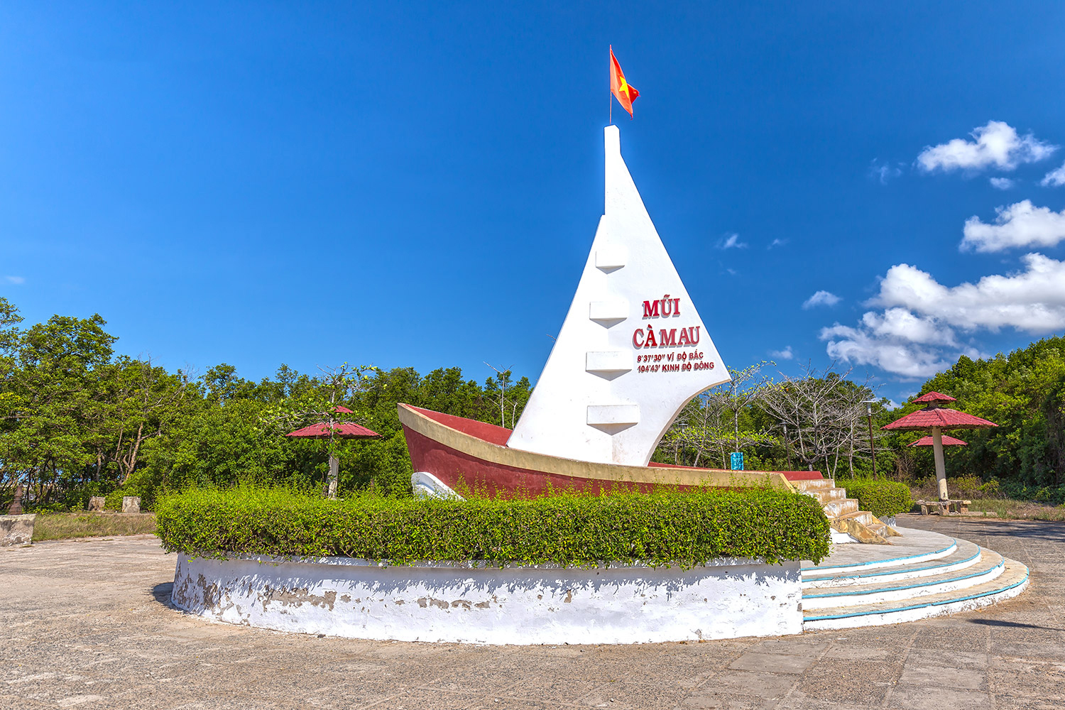 Những điểm đến không thể bỏ qua nếu có dịp đến với miền Tây Những điểm đến không thể bỏ qua nếu có dịp đến với miền Tây