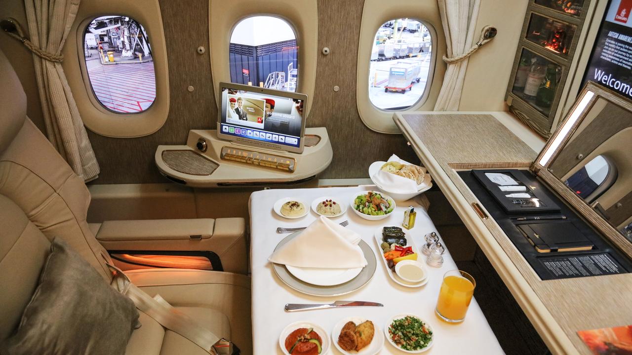 Hạng nhất - First Class Hạng nhất - First Class