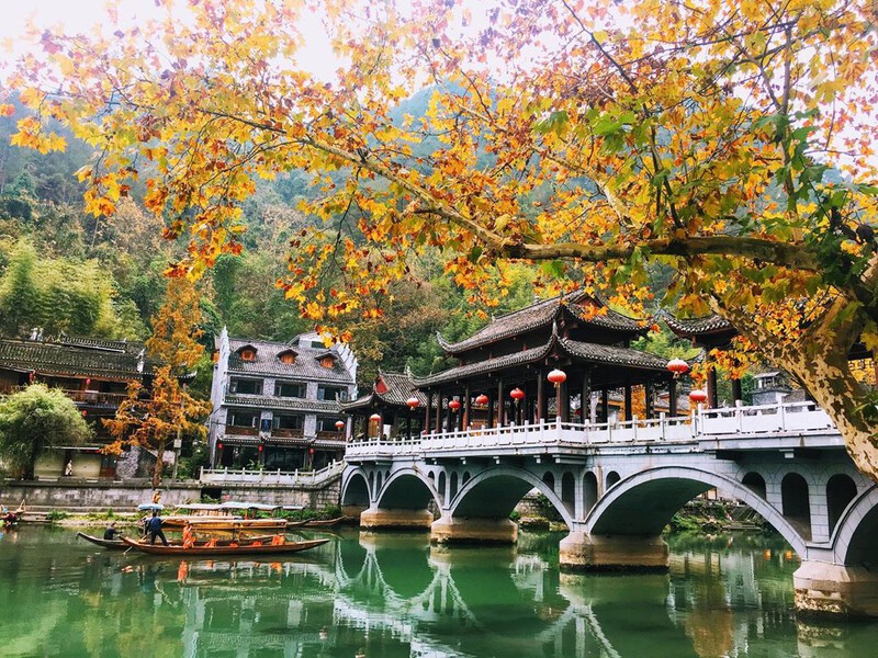 Dạo quanh những cổ trấn và thưởng thức trà nóng như 1 nét văn hóa