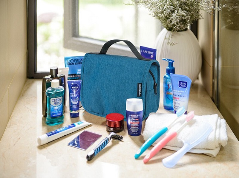 Chuẩn bị sẵn thuốc cá nhân trong vali cho chuyến đi an toàn Chuẩn bị sẵn thuốc cá nhân trong vali cho chuyến đi an toàn