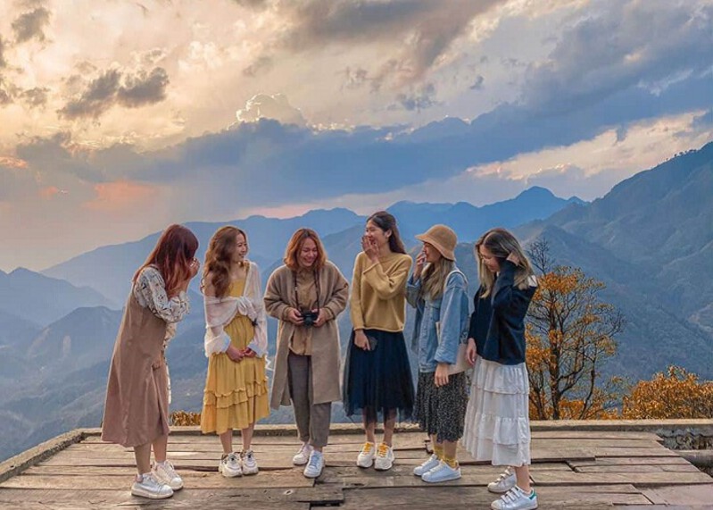 Trang phục du lịch thoải mái luôn là ưu tiên số 1