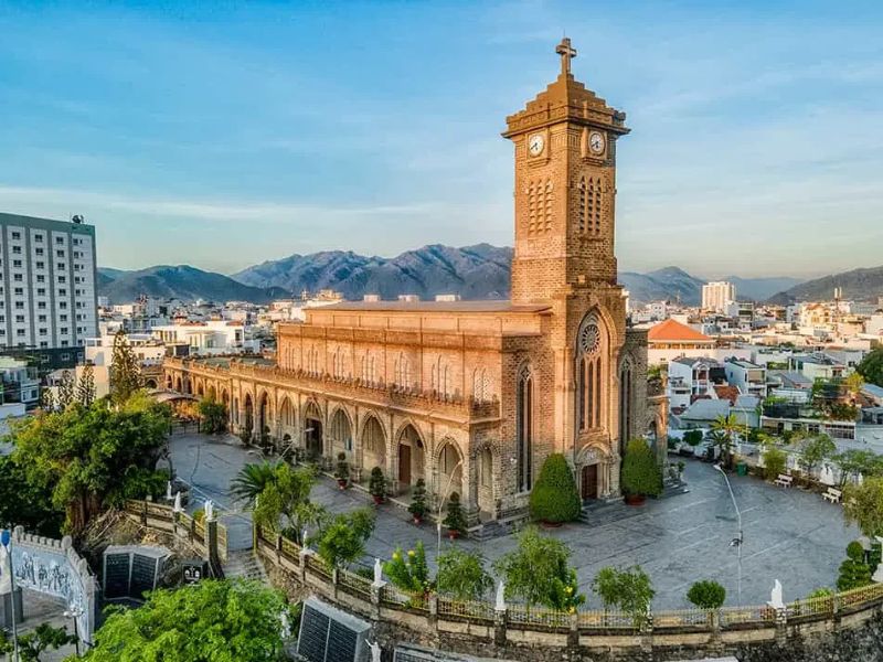 Nhà thờ Đá Nhà thờ Đá