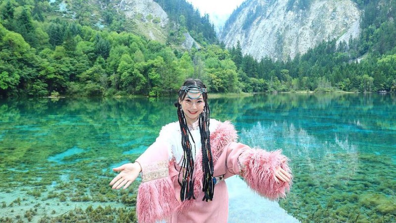 Mùa xuân tại Cửu Trại Câu Mùa xuân tại Cửu Trại Câu