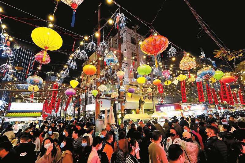 Chợ đêm Song Kiều