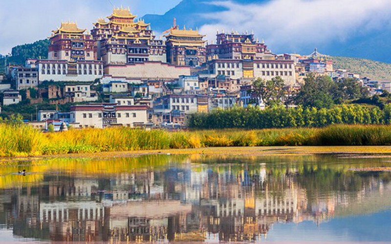 Shangri-La huyền thoại Tây Tạng thu nhỏ tại Vân Nam Shangri-La huyền thoại Tây Tạng thu nhỏ tại Vân Nam