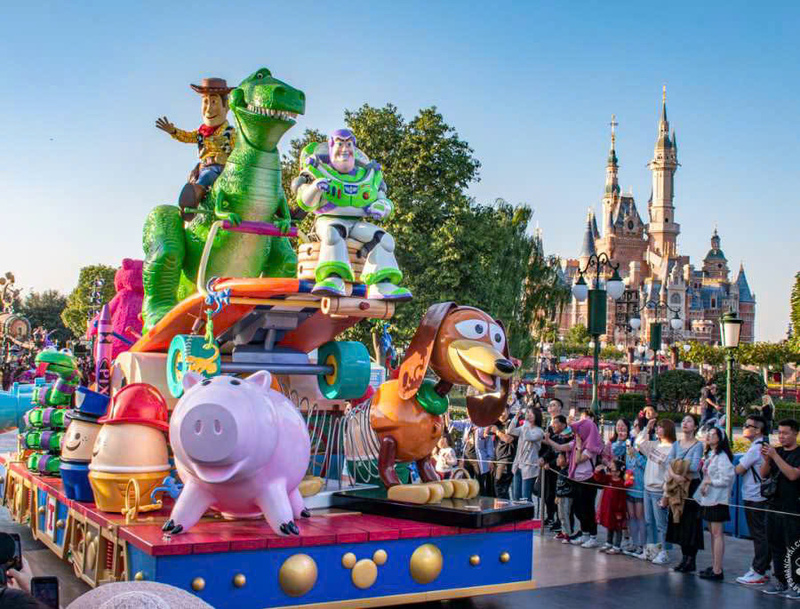 Các tour nước ngoài với hành trình từ 3-7 ngày thu hút khách dịp lễ này. Các tour nước ngoài với hành trình từ 3-7 ngày thu hút khách dịp lễ này.