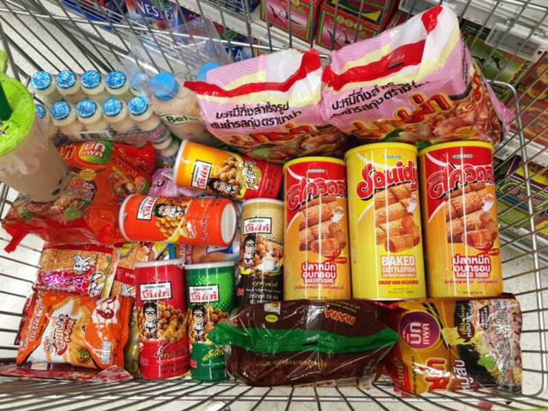 Du khách rất thích mua đặc sản Thái Lan về làm quà