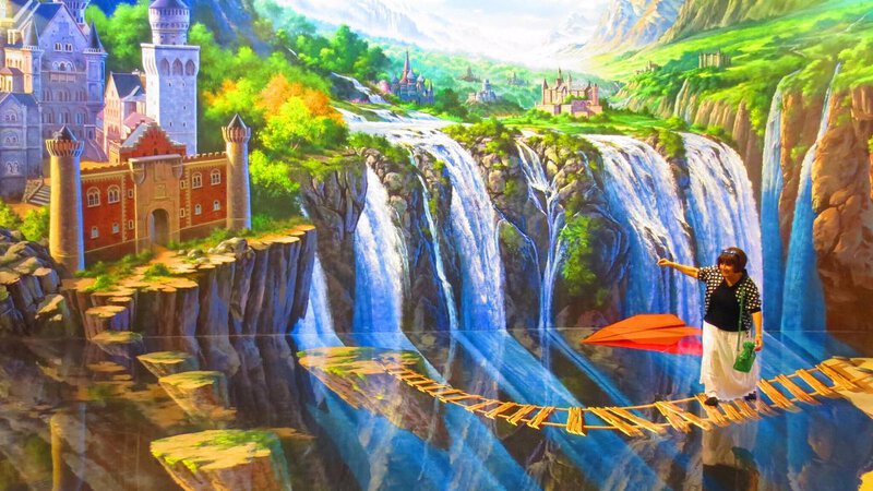 Art in Paradise Art in Paradise