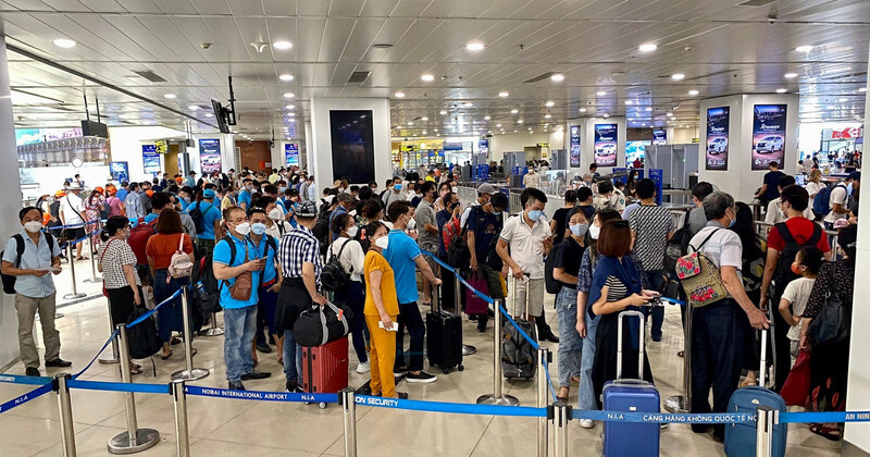 Đặt vé máy bay Tết sớm tại Etrip4u để tiết kiệm chi phí Đặt vé máy bay Tết sớm tại Etrip4u để tiết kiệm chi phí