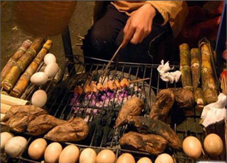 Thưởng thức đồ nướng đặc trưng của Sapa Thưởng thức đồ nướng đặc trưng của Sapa