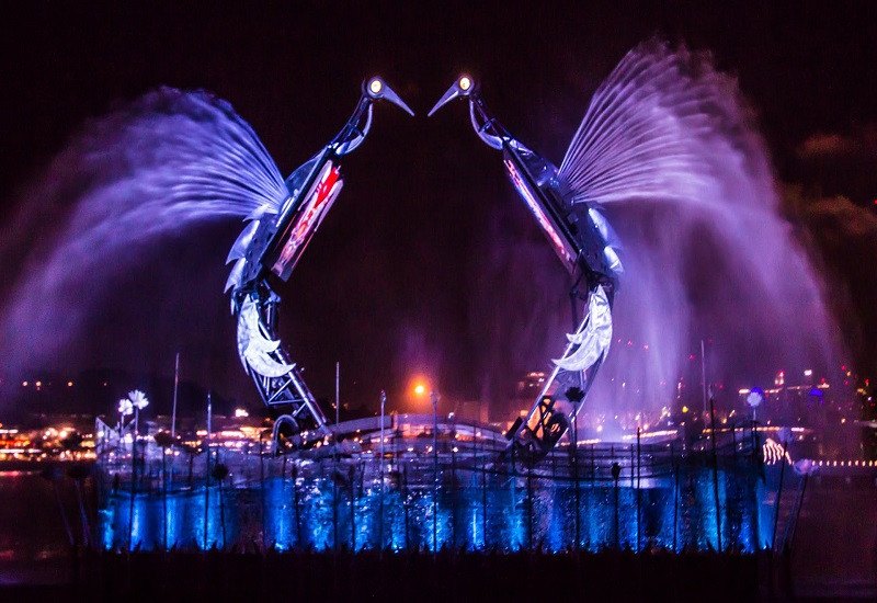 Điểm trình diễn ánh sáng và nhạc nước Wonder Full