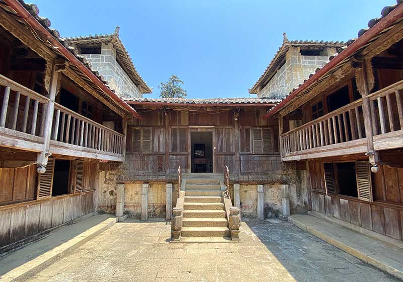 Dinh thự họ Vương Dinh thự họ Vương