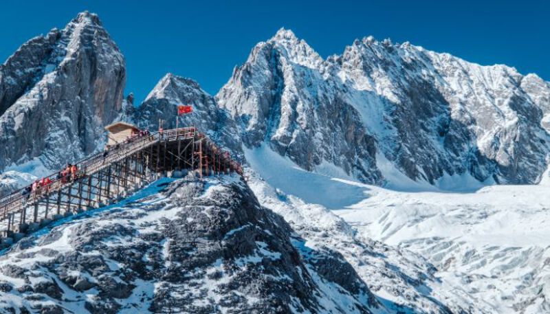 Núi tuyết Ngọc Long - Lệ Giang Núi tuyết Ngọc Long - Lệ Giang