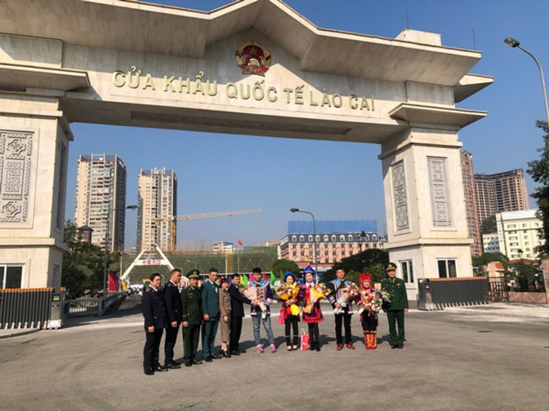 Cửa khẩu Lào Cai để đi Côn Minh