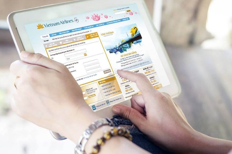 Liên hệ Hotline để được hỗ trợ tra cứu Liên hệ Hotline để được hỗ trợ tra cứu