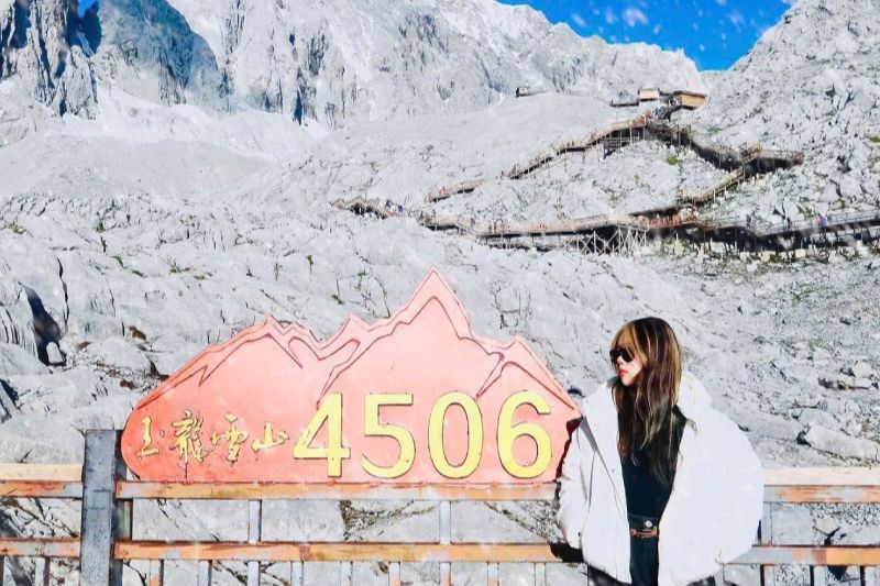 Mang theo đồ ăn và nước uống Mang theo đồ ăn và nước uống